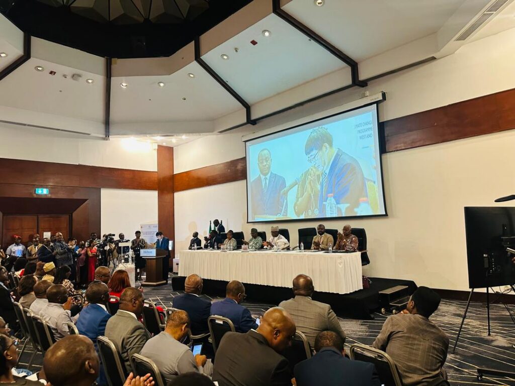 whatsapp image 2025 07 30 at 17.50.49 3e1facbe